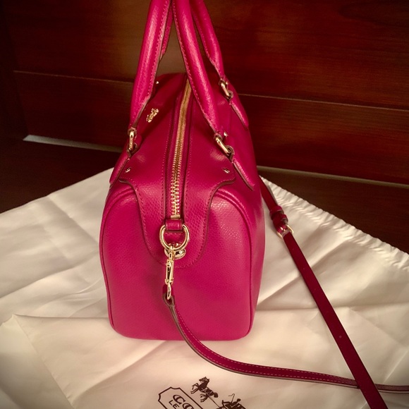 COACH Fuchsia Pink Mini Bennett Satchel - Picture 3 of 8